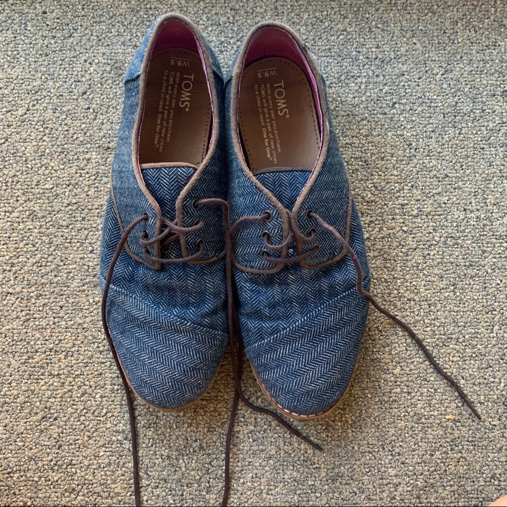 Toms denim loafers size 9.5 great condition